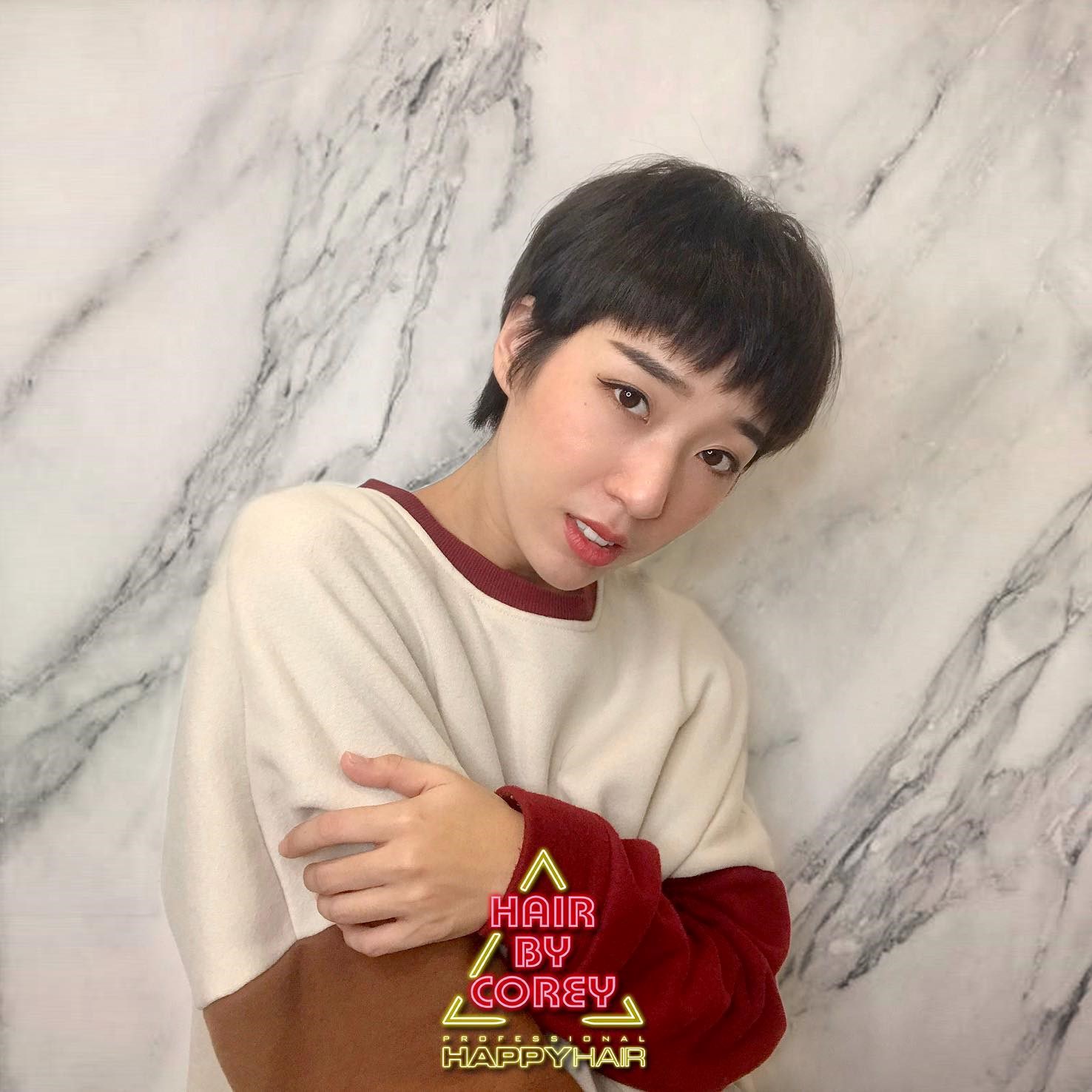 破碎瀏海x短髮 Corey Happyhair台南新天地 預約設計師 0 人收藏 推薦髮品 Emme葡萄多酚能量洗髮精 造型資訊 Information 臉型 髮量 少 多 髮質 柔 硬 0 人收藏 破碎瀏海x短髮 懶惰吹頭髮嗎 那就剪短了啦啦啦啦 髮型設計師 Corey 寇里 台南